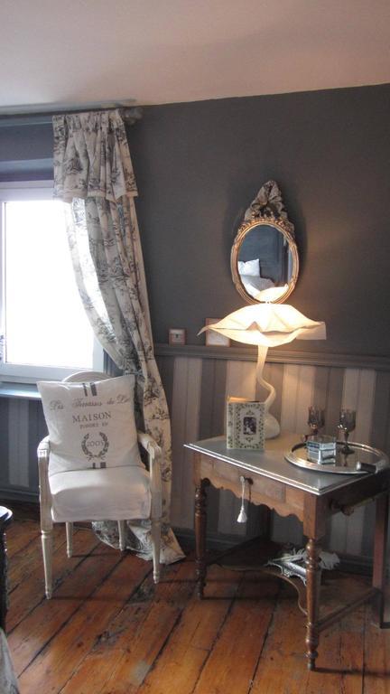 Villa Le Lac Cottage Au Bord Du Lac D'Annecy - Chambre Chez L'Habitant - Les Terrasses Du Lac Veyrier-du-Lac Room photo