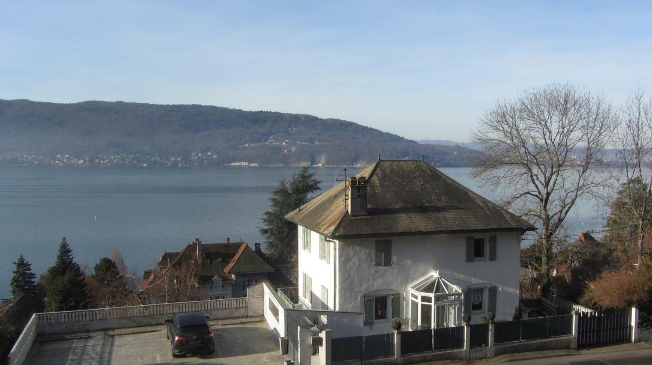Villa Le Lac Cottage Au Bord Du Lac D'Annecy - Chambre Chez L'Habitant - Les Terrasses Du Lac Veyrier-du-Lac Exterior photo
